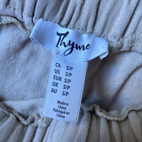 Thyme Maternity pregnancy shorts size small - Picture 3 of 4
